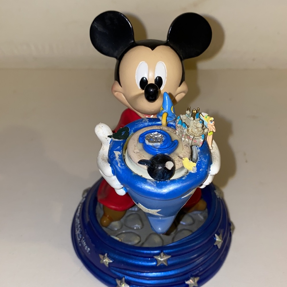 disneyland mickey mouse figurine collectible